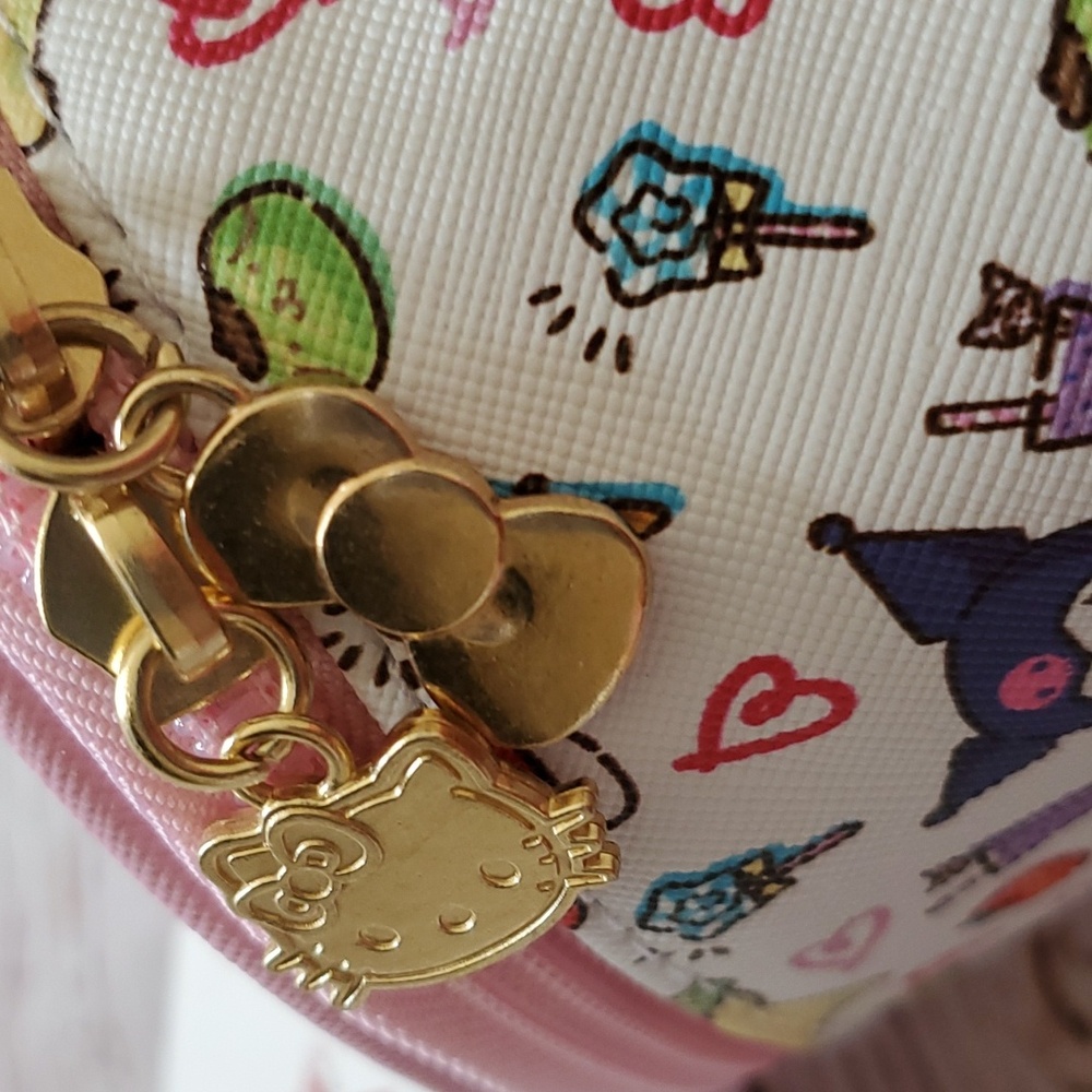 🆕️ SANRIO HELLO KITTY AND FRIENDS PINK MAKE-UP BAG 💕 - Picture 6 of 7